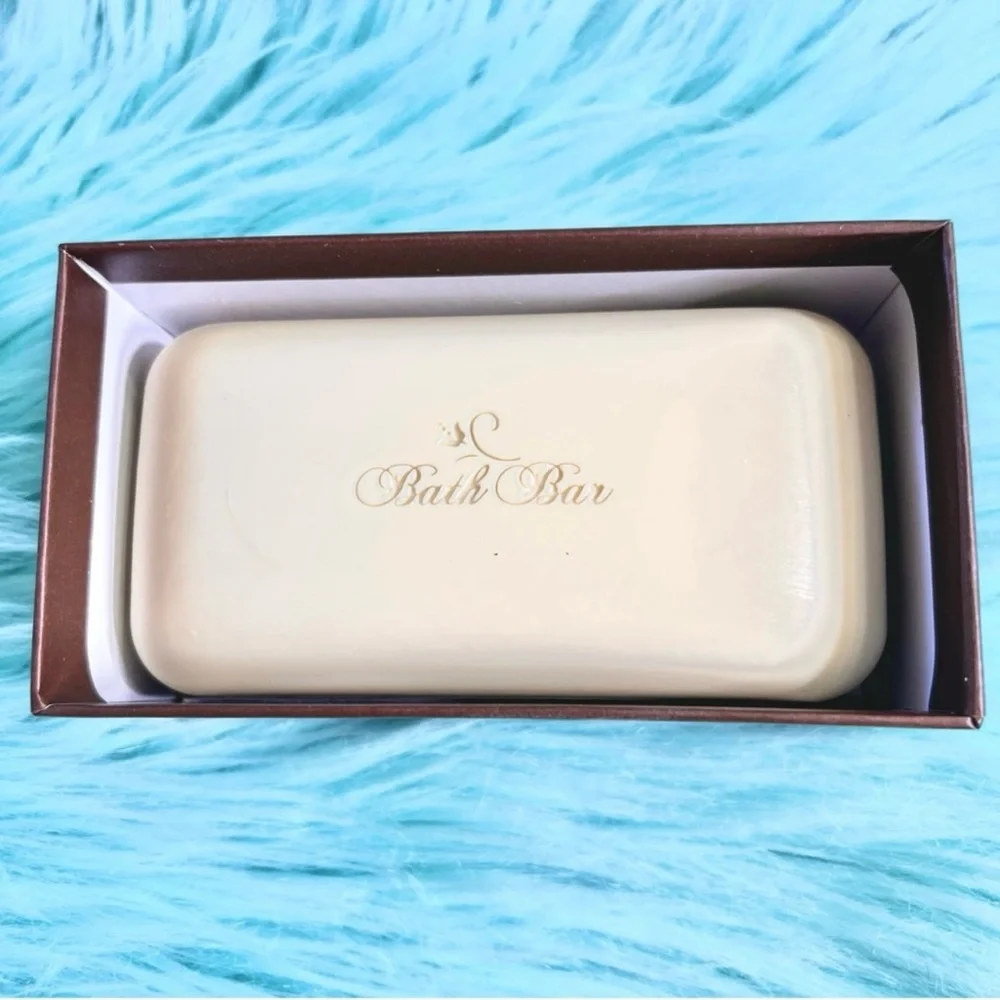 Honey Almond Moisturizing Bath Bar Soap 11oz Gift Box Made In USA